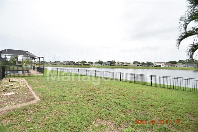 Building Photo - 11570 Misty Isle Ln