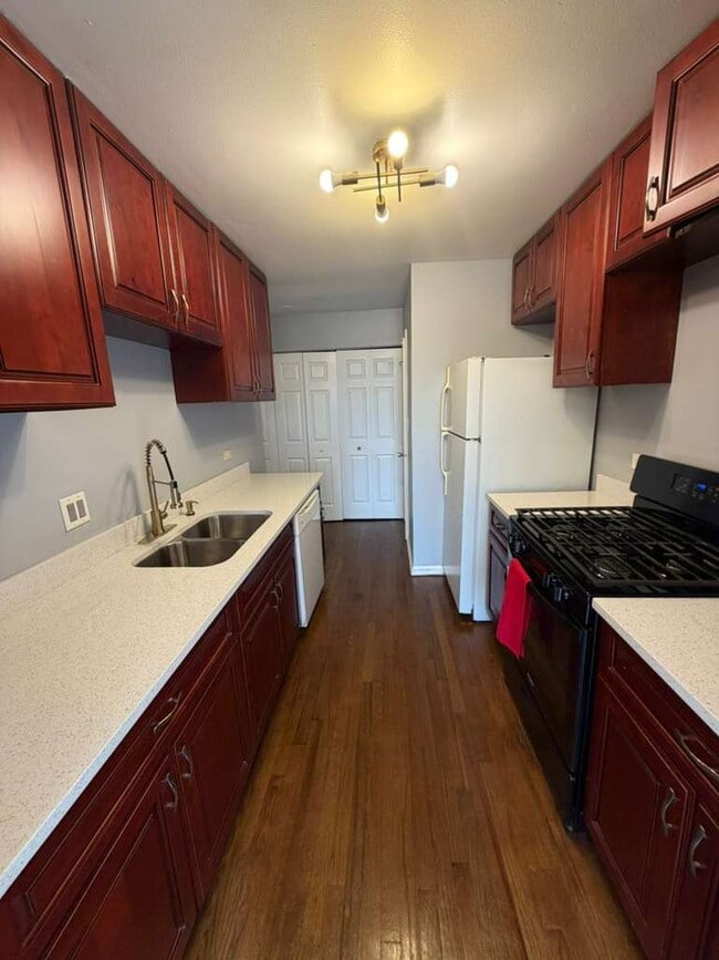 Building Photo - 1612 Islandview Ct