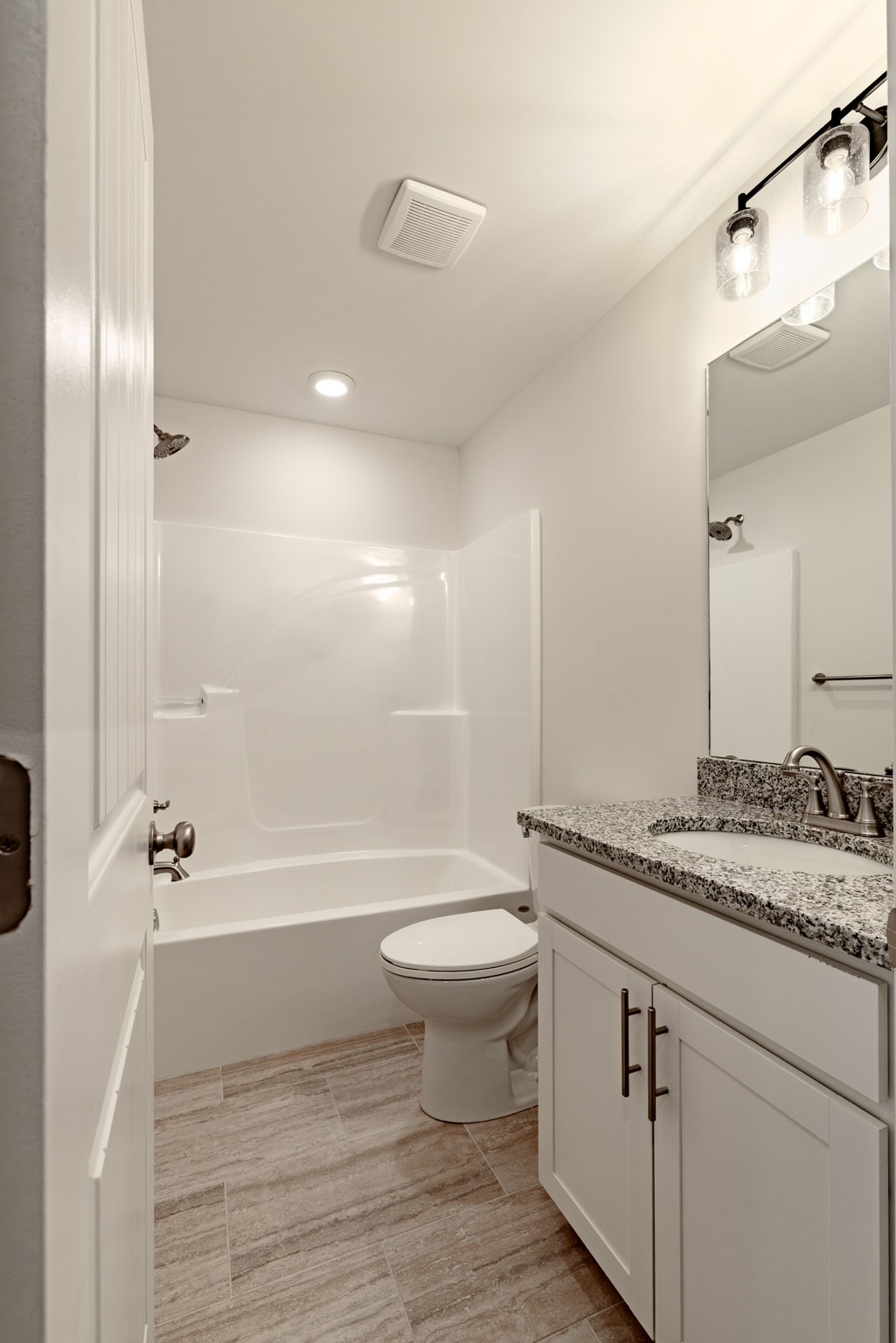 Building Photo - 812 Aubrey Ave