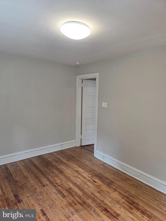 Building Photo - 107 N Narberth Ave