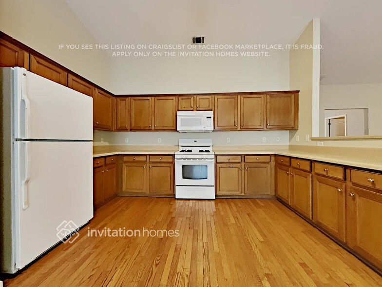 Building Photo - 301 Millpond Pkwy