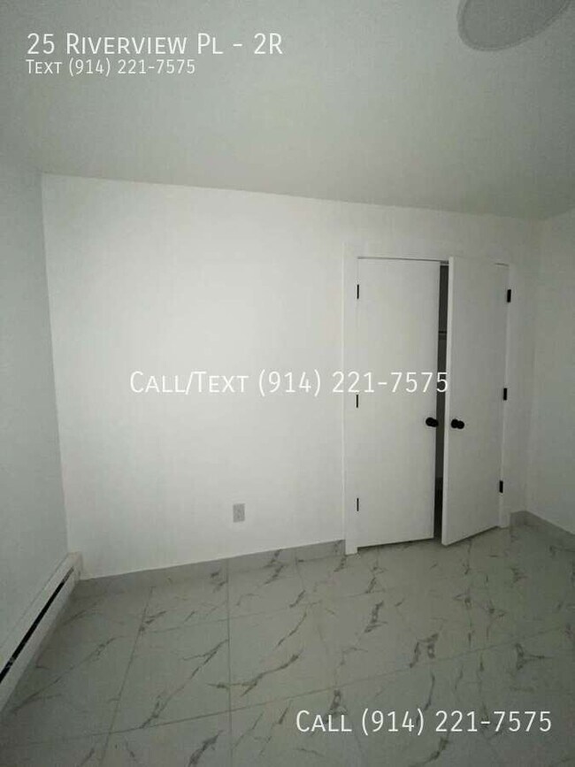 Building Photo - 25 Riverview Pl