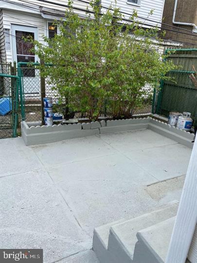 Building Photo - 2831 Aramingo Ave