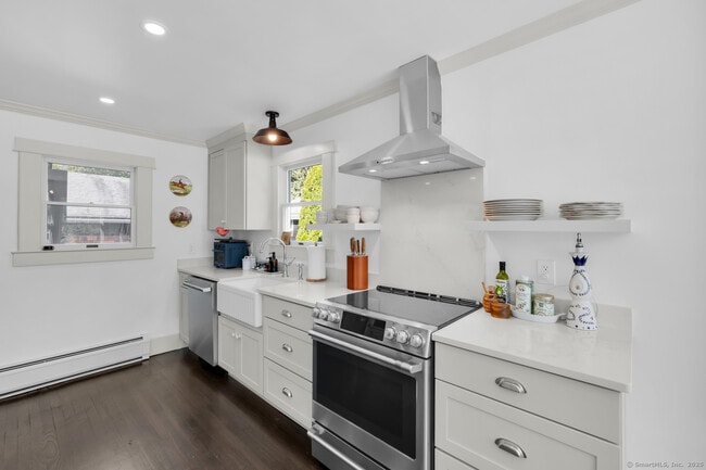 Building Photo - 53 Noroton Ave