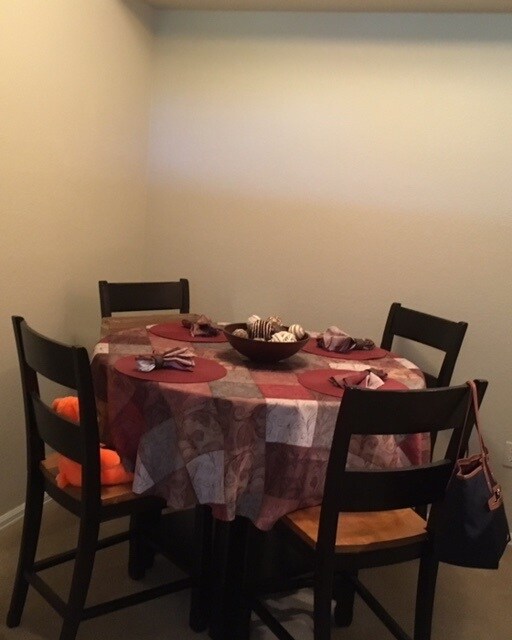 Building Photo - 8422 S Upham Way