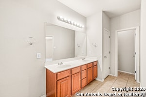 Building Photo - 703 Point Springs