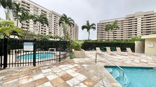 Building Photo - 3161 Ala Ilima St