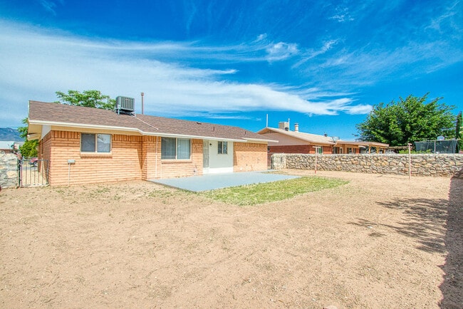 Building Photo - 10720 Mc Allen Pl