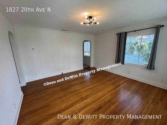 Building Photo - Woodlawn Park 2/1 SFH - For Rent