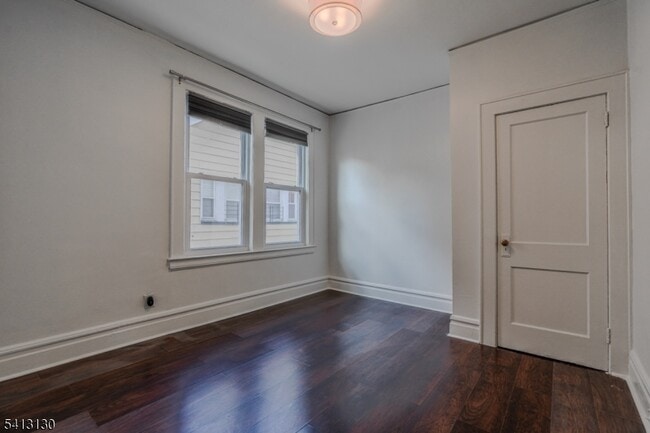 Building Photo - 172 Goldsmith Ave