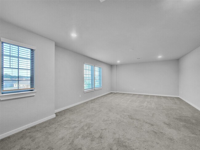 Building Photo - 21928 Juniper Crossing Dr