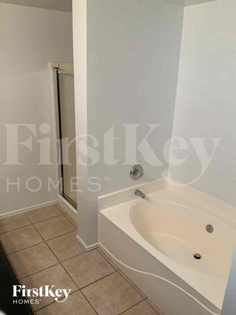 Building Photo - 15797 W Caribbean Ln