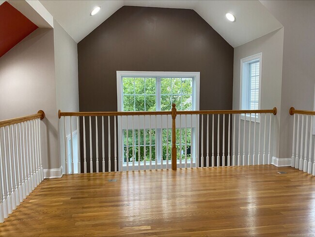 Building Photo - 40 Copper Square Dr