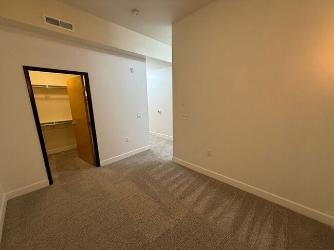 Building Photo - 160 Liberty St NE