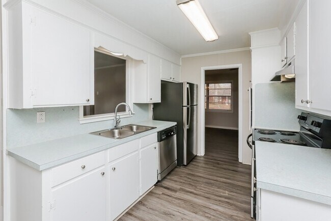Building Photo - Beautiful Home in Pearl, MS!