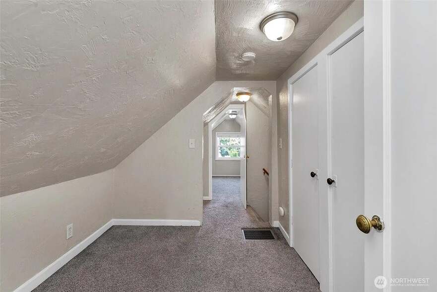 Building Photo - 3109 N 7th St