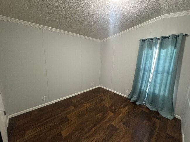 Building Photo - Beautiful 3 Bedroom home in Stonewall