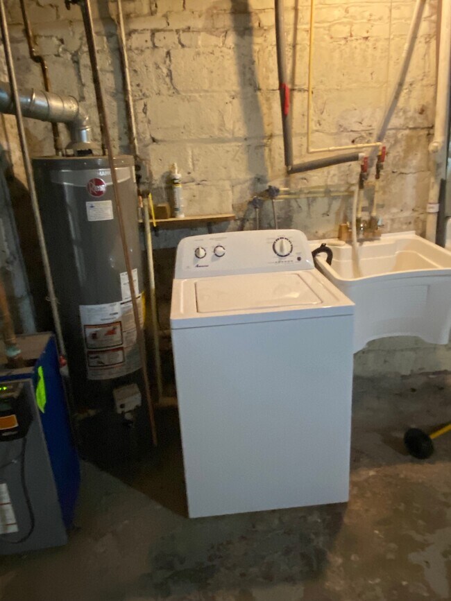 Building Photo - 4417 Kavon Ave