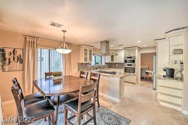 Building Photo - 371 Placer Creek Ln