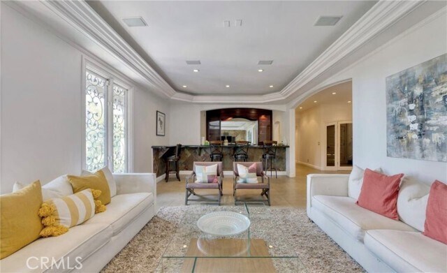 Building Photo - 7218 Mulholland Dr