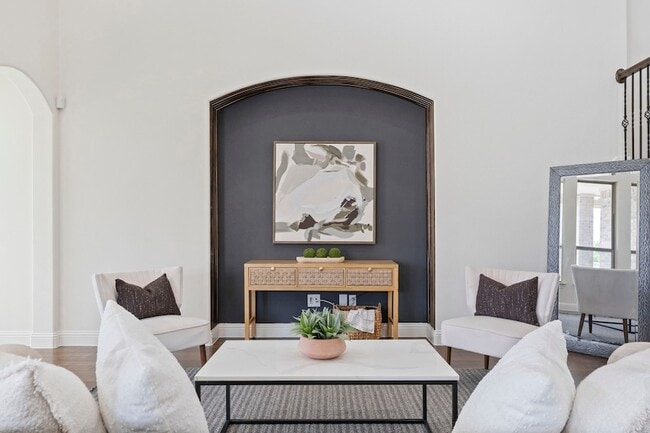 Building Photo - 124 Lavender Ln