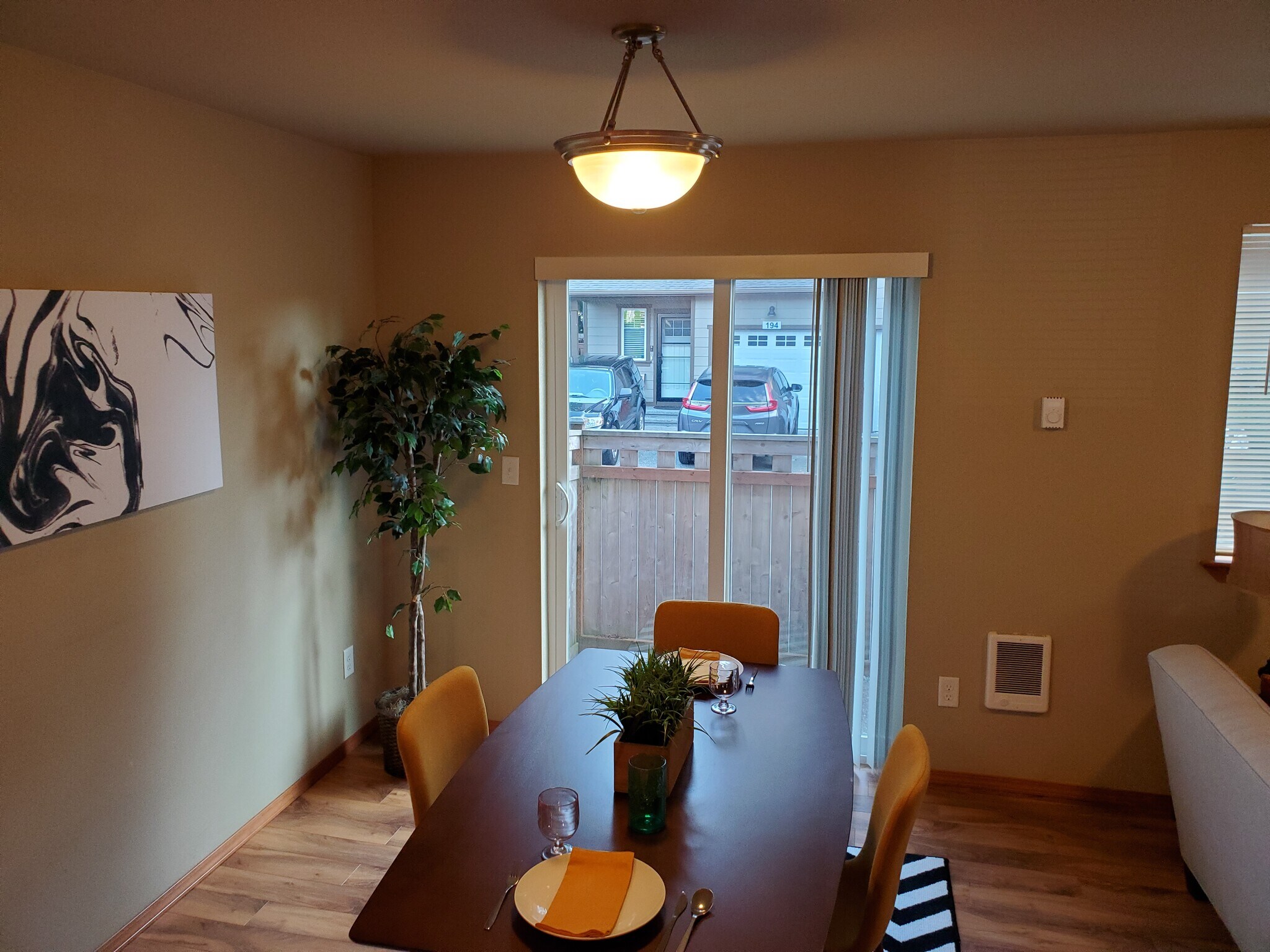 Building Photo - 176 N Township St