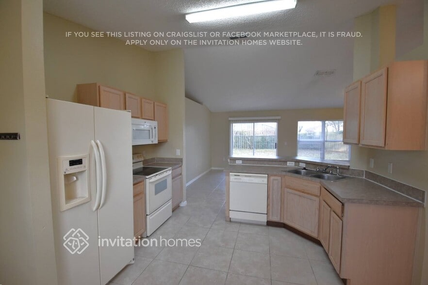 Building Photo - 521 Mobley Dr