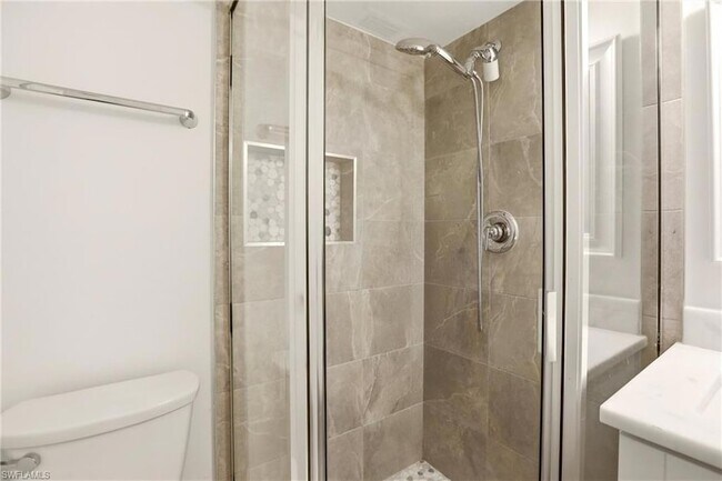 Building Photo - 1450 Green Valley Cir