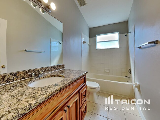 Building Photo - 3606 Heron Island Dr