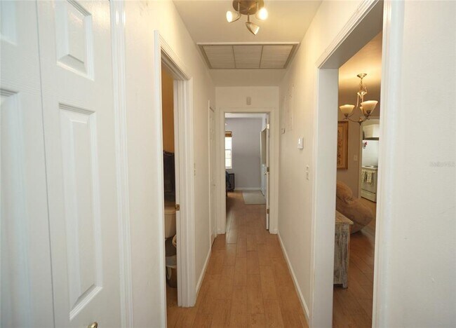 Building Photo - 5611 N McKay Ave