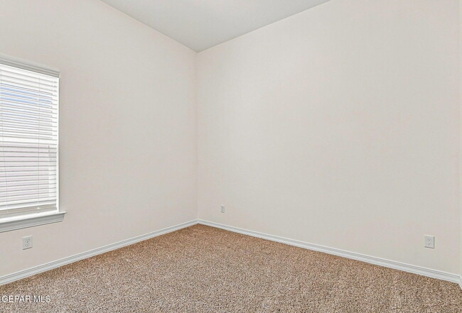 Building Photo - 15337 Promise Ct