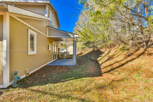 Building Photo - 1216 Bugscuffle Rd