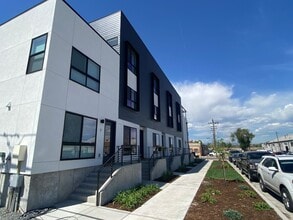 Building Photo - 2400 S Delaware St