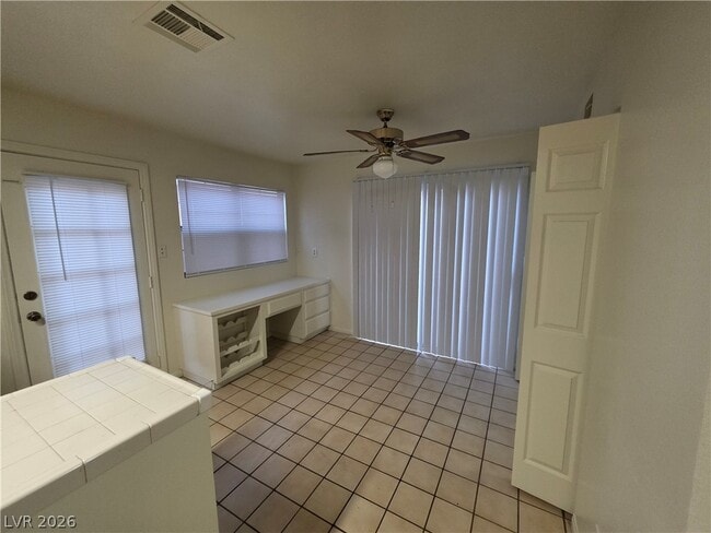 Building Photo - 6561 Avon Ct