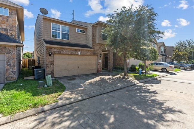 Building Photo - 11017 Panther Ct