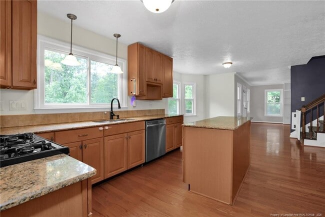 Building Photo - 853 Foxcroft Dr