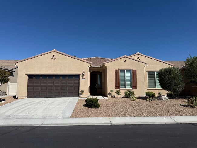 Building Photo - Dell Webb Home at Sun City ,3 Bedrooms, 3 Bathrooms, On Golf Course