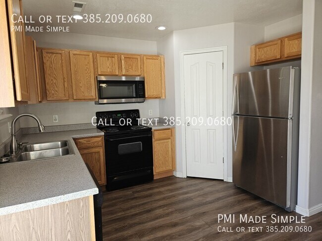 Building Photo - 2138 Lodge Pole Dr