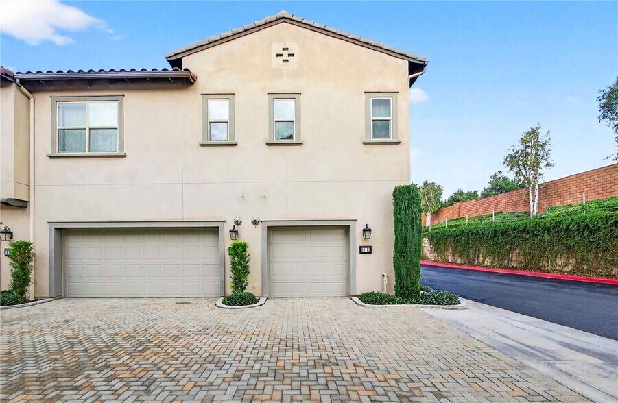 Building Photo - 12112 Blue Sky Ct