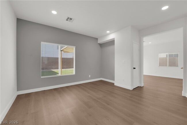 Building Photo - 8821 Winter Sky Ave