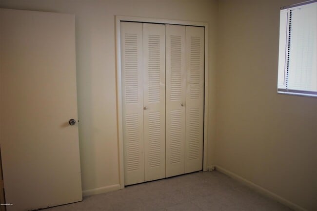 Building Photo - 5147 Westchase Ct