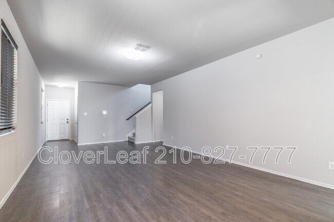 Building Photo - 2450 Dry Moss Way