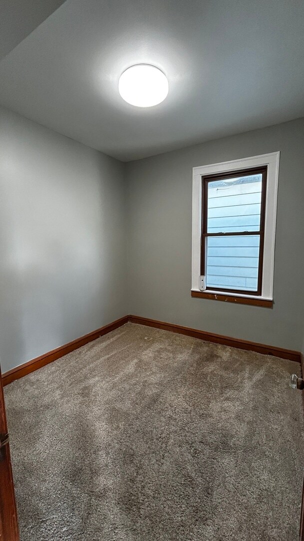 Building Photo - 8406 S Brandon Ave