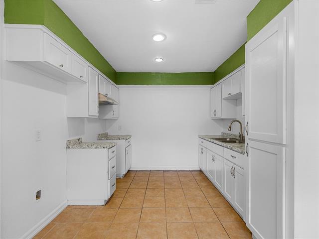 Building Photo - 1175 Debbie Dr