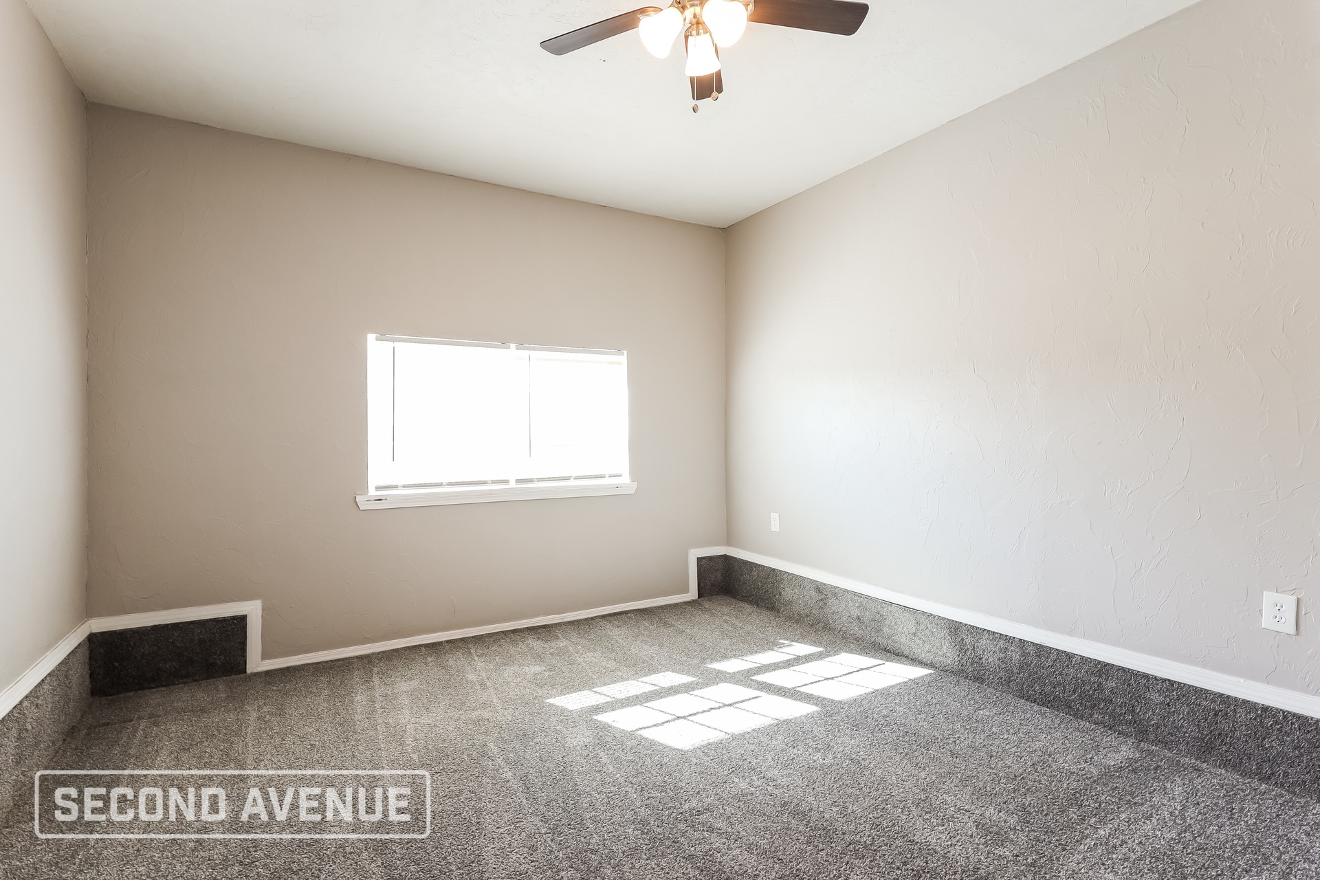 Building Photo - 5316 S Bodine Dr
