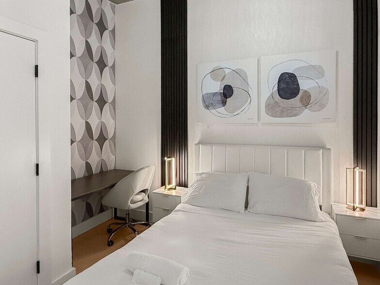 Building Photo - 1247 N 2nd St