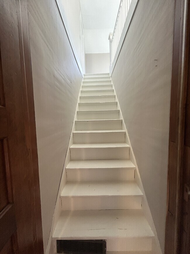 Building Photo - 6640 E Carson City Rd