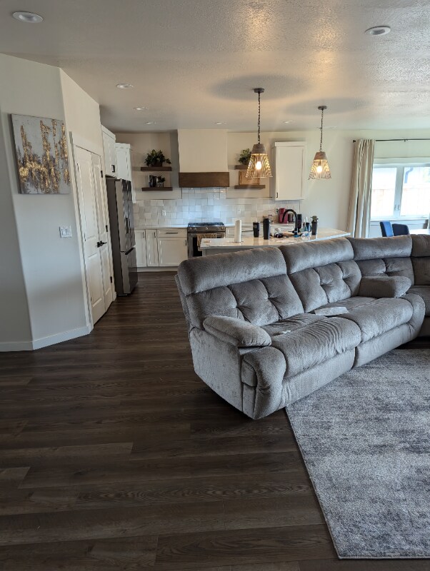 Building Photo - 263 Samuel Lane Loop Rd