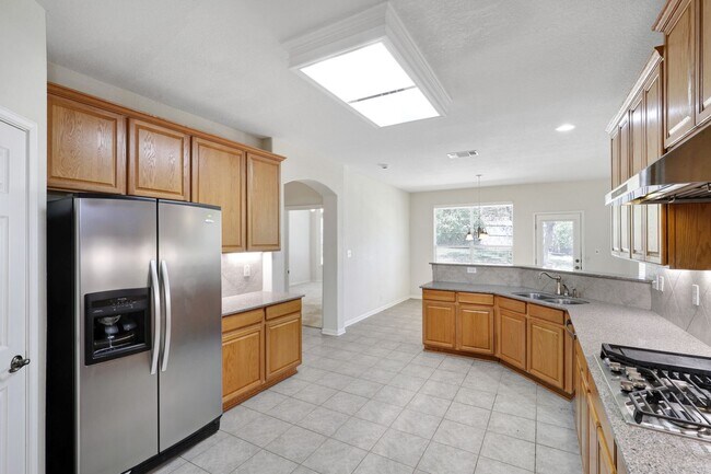 Building Photo - ***APPLICATION CURRENTLY UNDER REVIEW***Spacious & Stylish Living in a Premier Gated Community