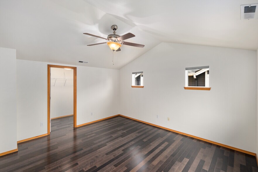 Building Photo - 8823 Delridge Way SW